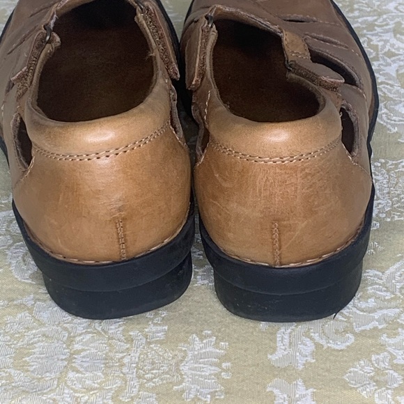 Clark’s Bendables Loafer 39337 Hook Loop Tan - Picture 14 of 16